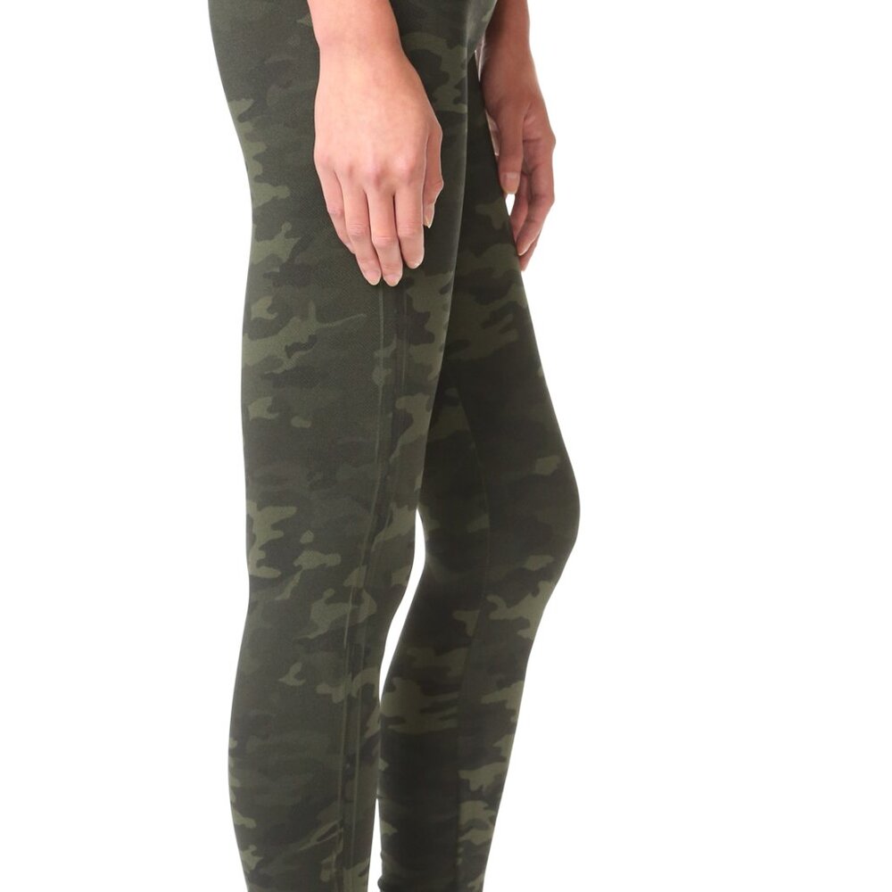 NWT Spanx Green Camo Leggings Small